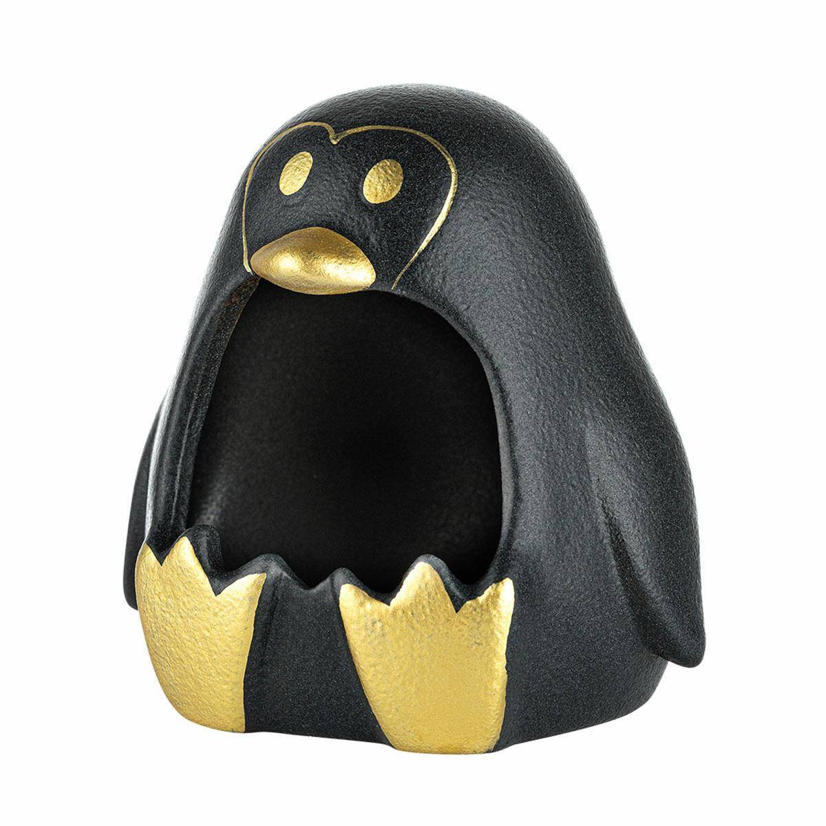 Penguin ashtray